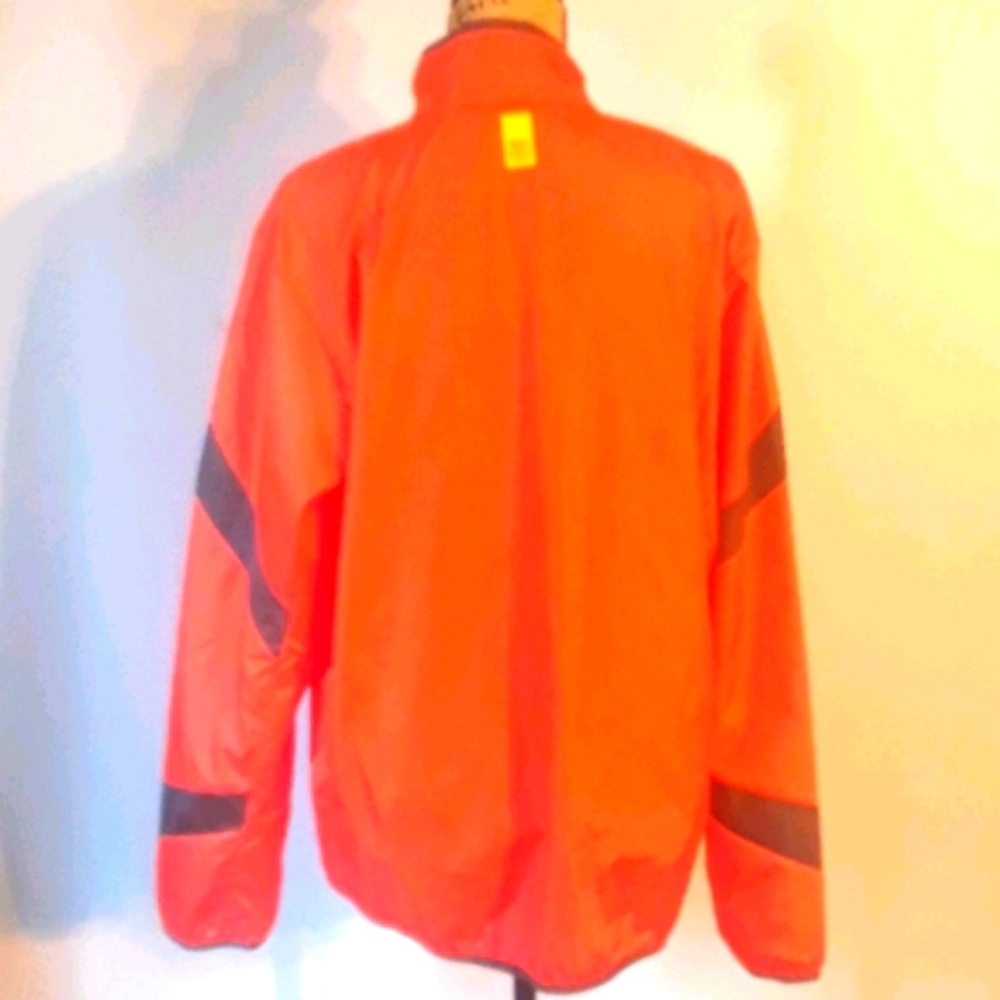 FCB Light Weight Jacket - Picture 5 of 11